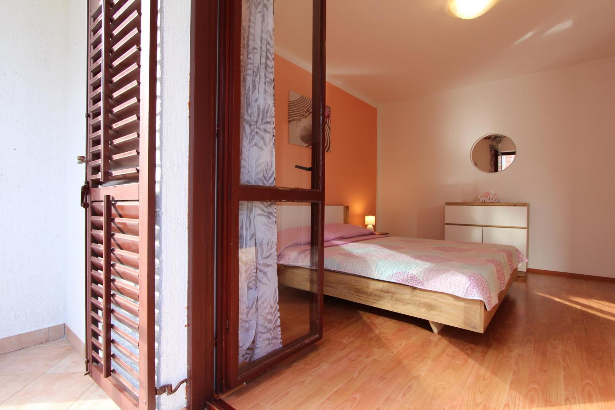 Rooms And Apartment Sanja Ровинь Экстерьер фото