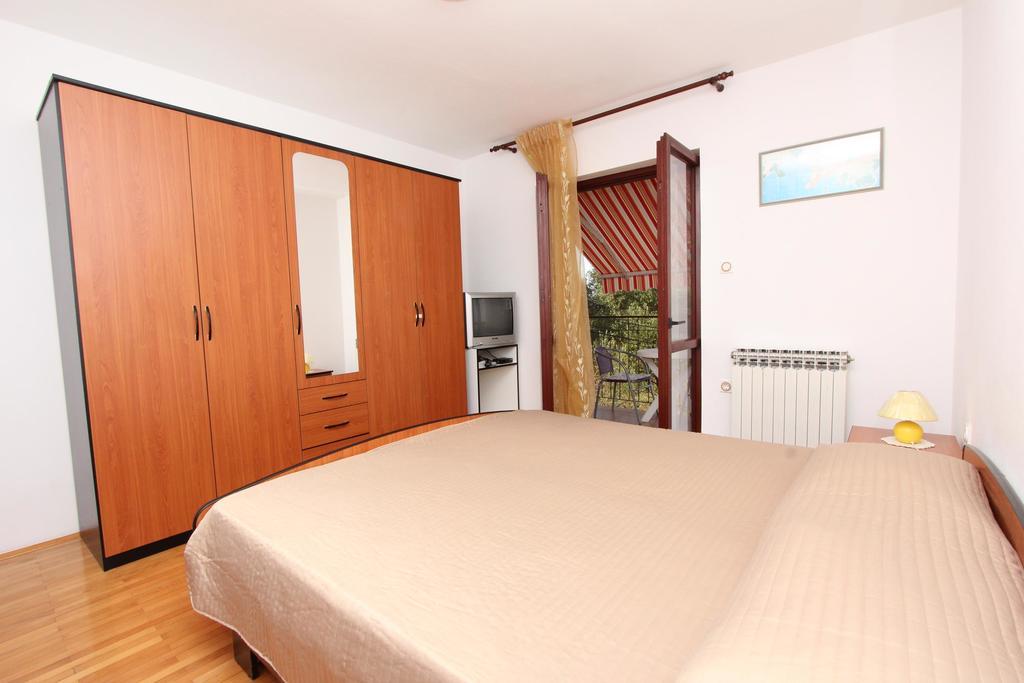 Rooms And Apartment Sanja Ровинь Экстерьер фото